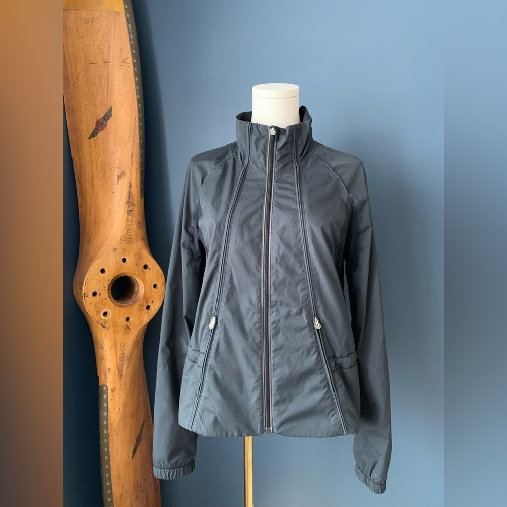 Lululemon jacket. Size 8